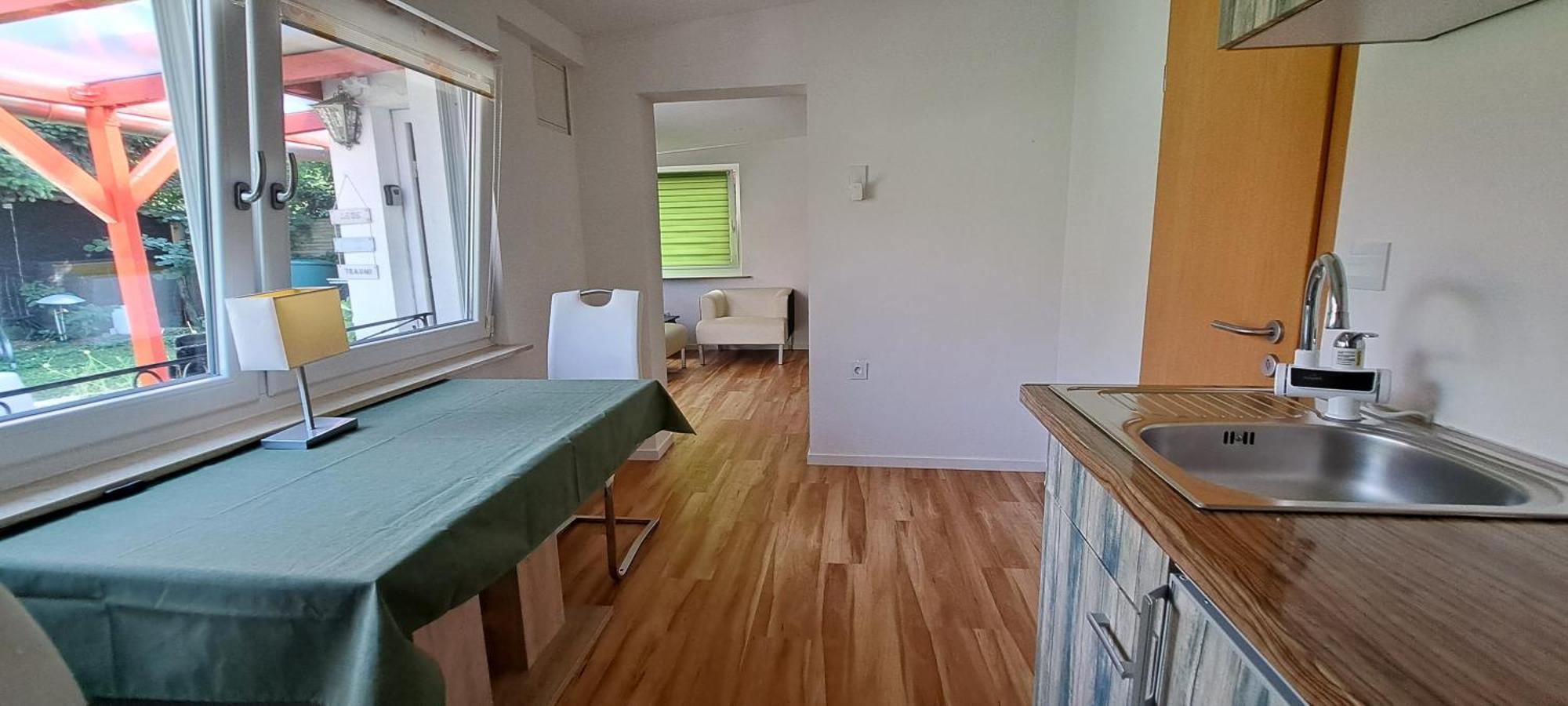 Appartement An Der Tanne Mit Ueberdachter Terrasse Düsseldorf